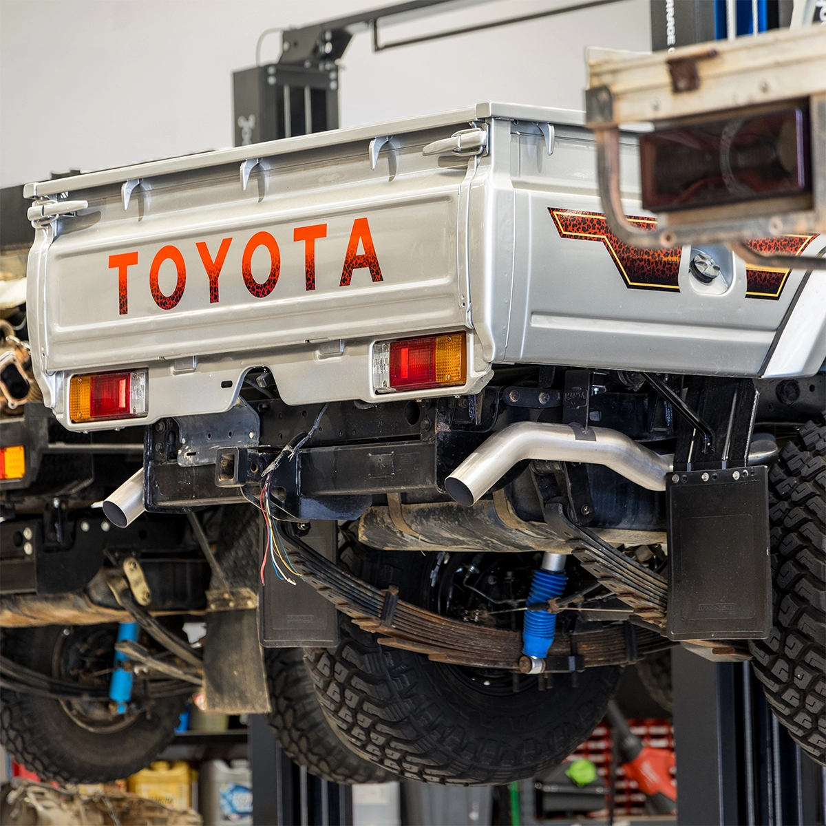 Manta 3-inch Twin Exhaust System suitable for Toyota LandCruiser 79 Series VDJ79 Single Cab 2007-2016 Pre-DPF - Image 11